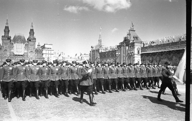 Военный парад весна 1951 года.