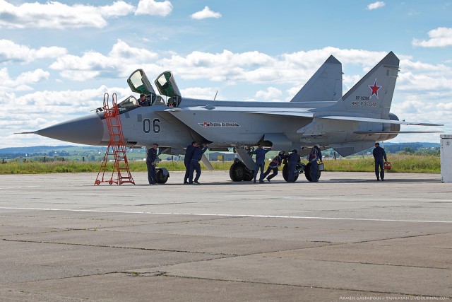 МиГи над Камой ...