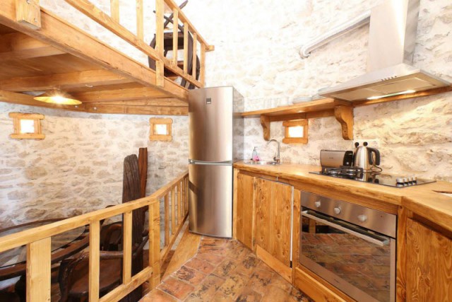 Небольшой дом в 250-летней башне на острове в Хорватии