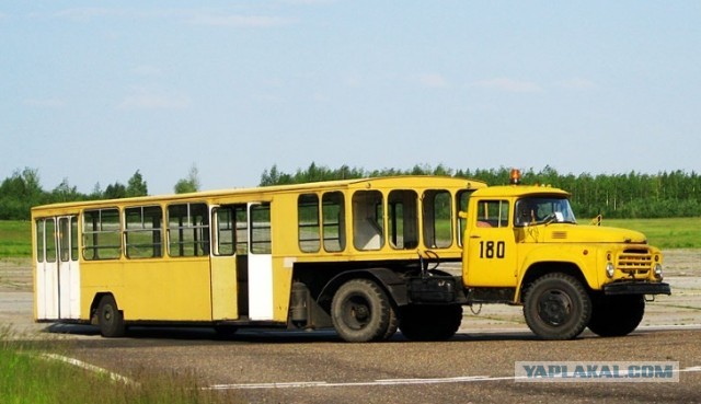 Пакистанский триплдекер