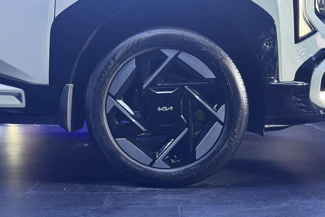 Корейская компания представила новый Kia Seltos 2026 года, который получил кардинально переработанный дизайн