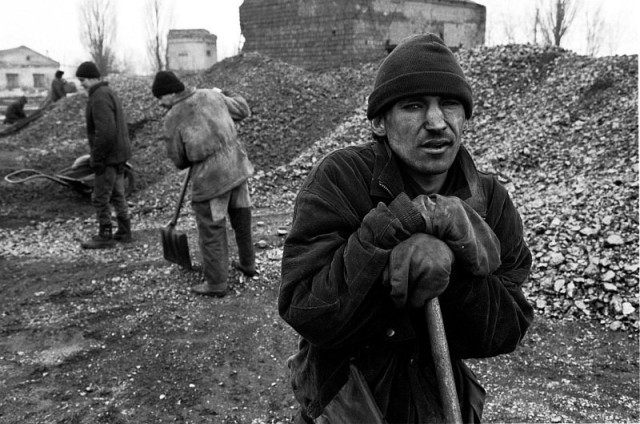 Уголек Донбаса 90-х годов.