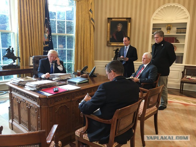 Трамп говорит с Путиным