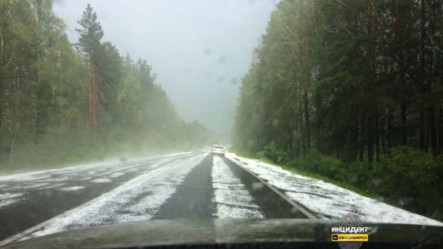 В Горном Алтае град уничтожил урожай в нескольких сёлах