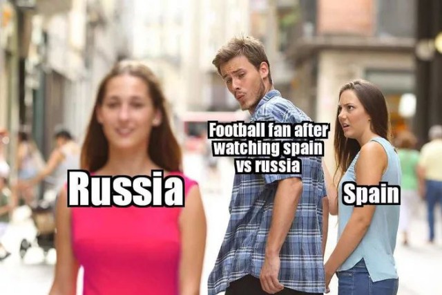 Начался матч Россия — Испания. Давайте дружно болеть!