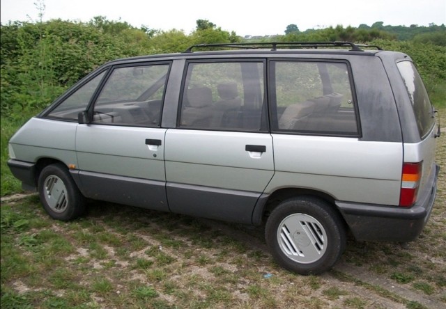 Второй триумф Ли Якокки и первый минивэн в истории: рождение Dodge Caravan