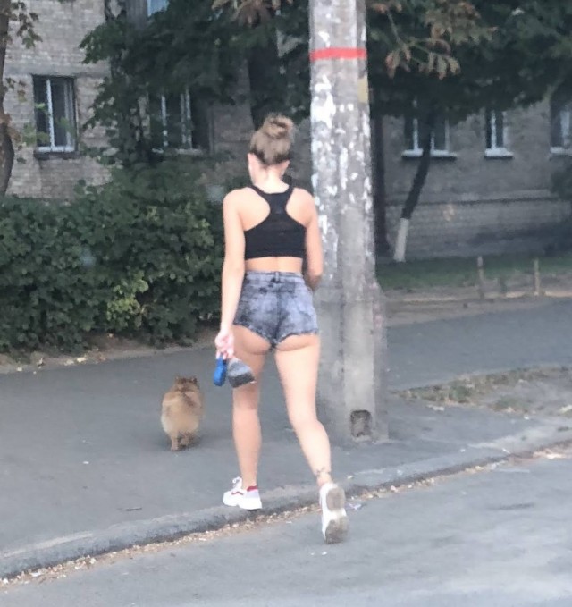Девушки, которые на что-то намекают