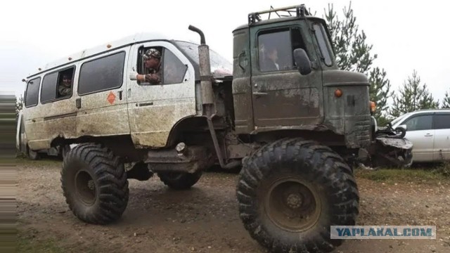 Пожар  около нефтебазы в Брянске