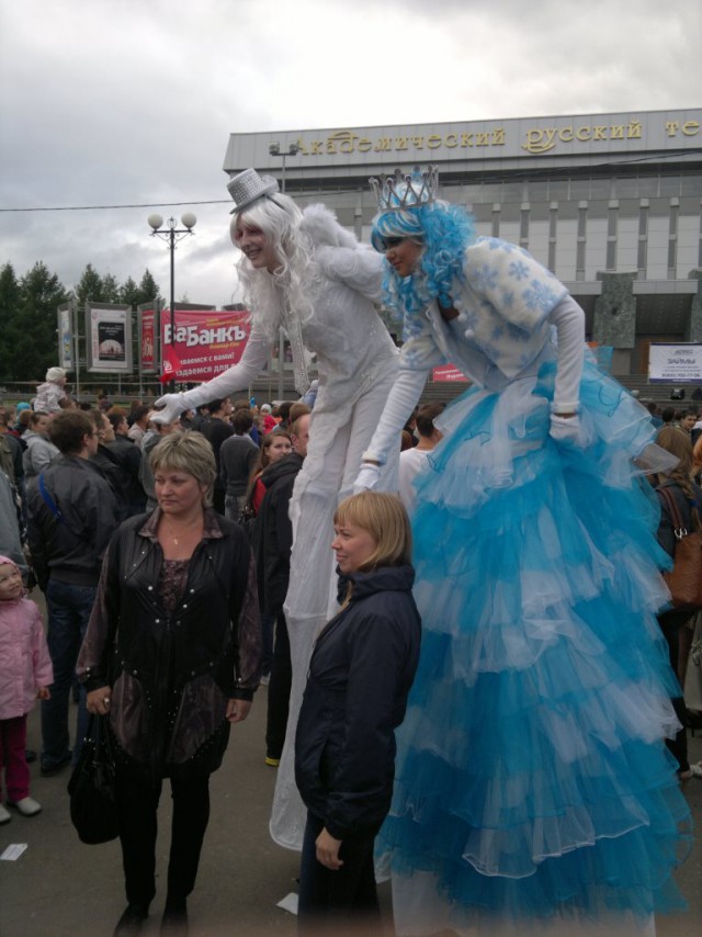 Откопал старый телефон, забитый фотками забавными