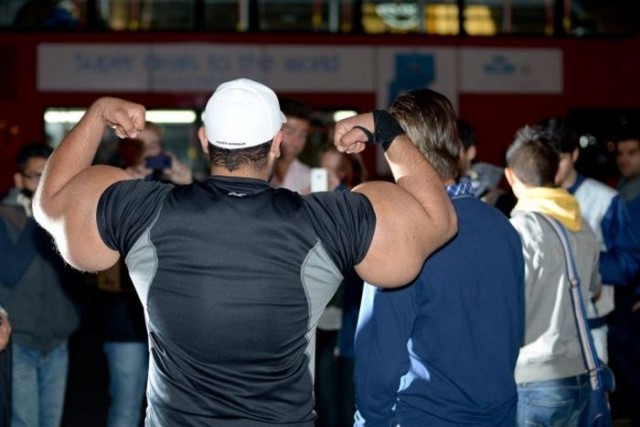 Он не знает, что счастье не в размере!