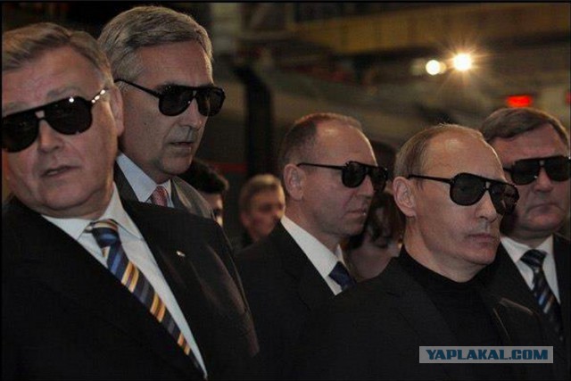 Путин: "Друзей не бросаю"
