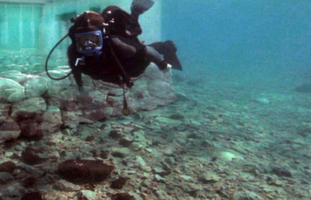 Древние артефакты, обнаруженные в морских глубинах