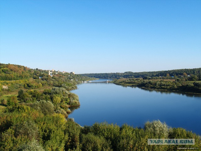 Волга и Ока сливаются вместе. Вид сверху