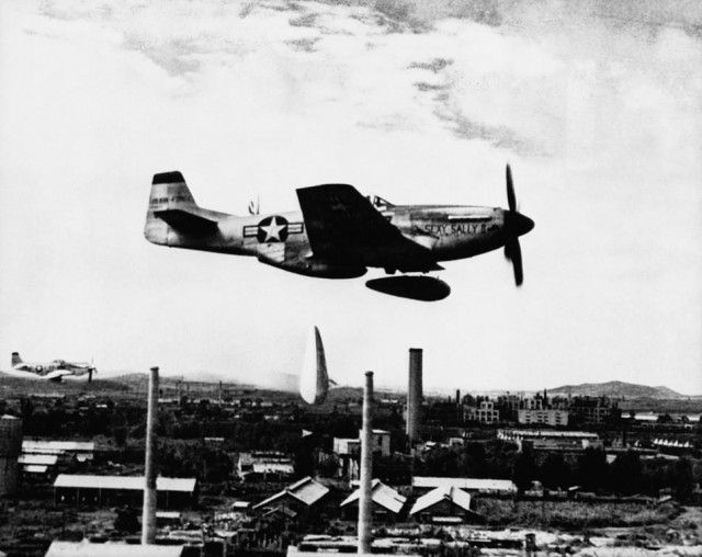 XX век в черно-белой фотографии. Авиация