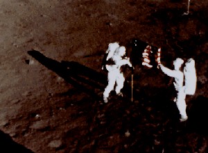 Американцы были на Луне: НАСА представлены очередные доказательства