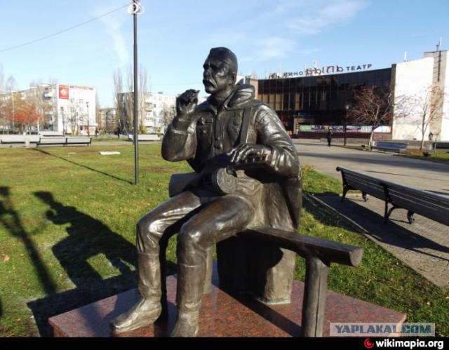 Интересные памятники вашего города
