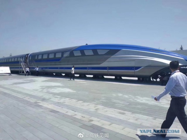 В Китае продемонстрировали прототип высокоскоростного поезда на магнитной подушке