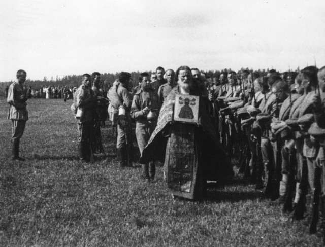 Священник из Упорово с шестью детьми втайне от жены сбежал в военкомат в Тюменской области