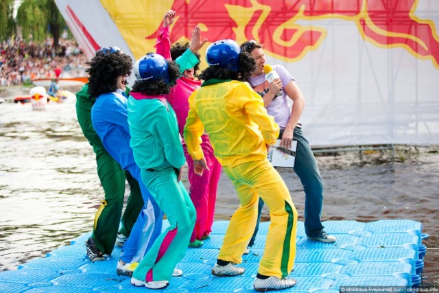 "Кузькина мать" и Red Bull Flugtag 2010