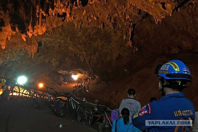 12 детей пропали в пещере Таиланда