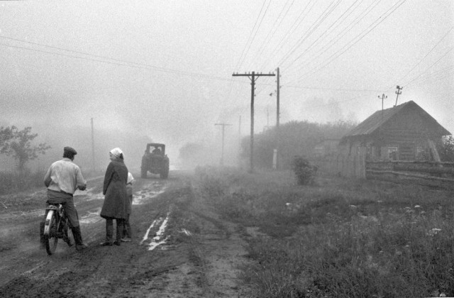 «Время было весёлое, обстановка творческая, люди открытые и дружные, на лавочке можно было всегда выпить вина»