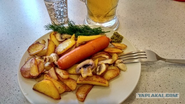 Жареный картофель. Кулинария.