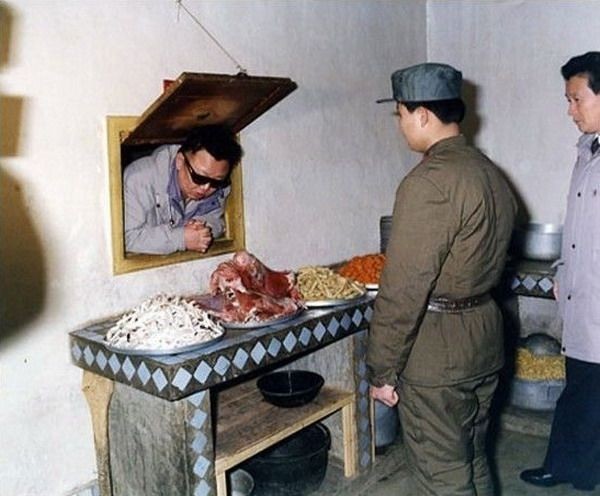 Фотожаба: Мясо свежее?