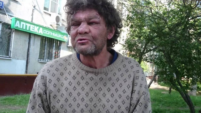 Бомжи тоже люди.