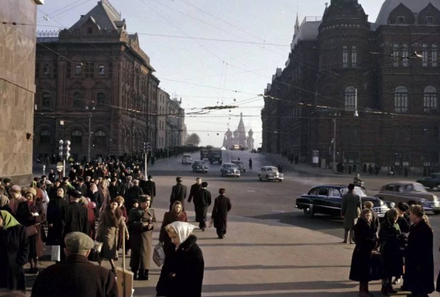 Москва и москвичи. Двадцатый век. 11.11.24