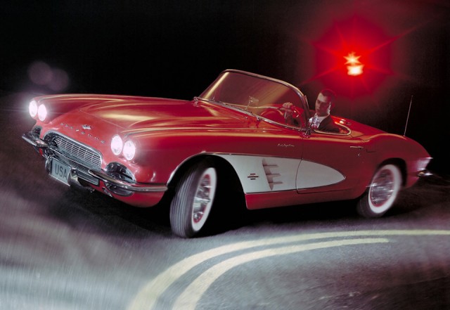 72 года Chevrolet Corvette. Немного красивых фото.