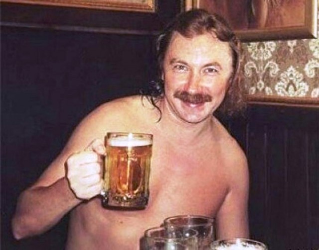 Игорь Николаев получил право на товарный знак "Привет, Андрей!", следует из базы Роспатента