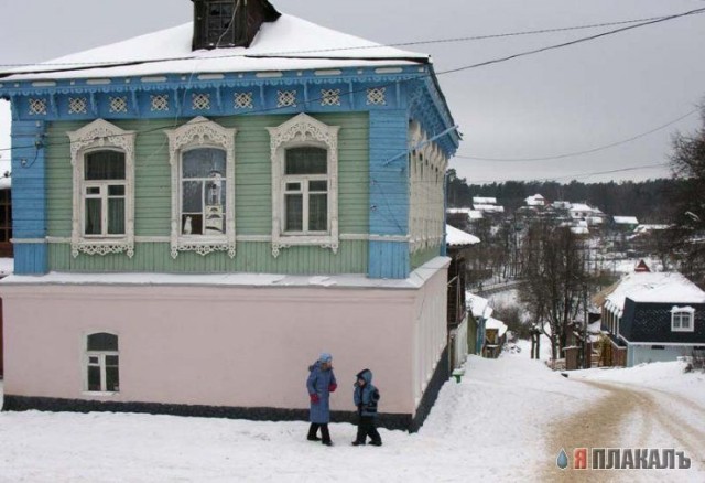 Рисунки на асфальте, строениях и т.п.