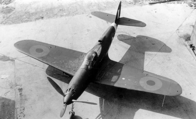 Р-39 Аэрокбра. Американская любимица сталинских соколов. История создания и основные модификации.