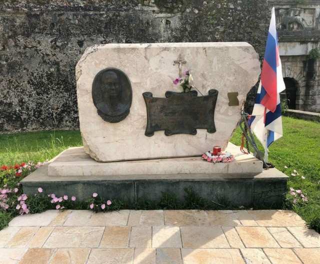 В Греции осквернили памятник адмиралу Ушакову