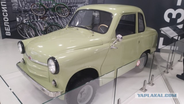 ГАЗ-18 – первая советская малолитражка с коробкой-автоматом