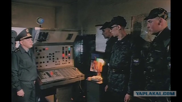 В Омске двое школьников сожгли вертолёт на местной авиабазе