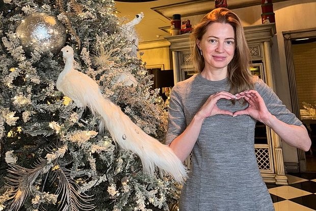 Чего это с ней?