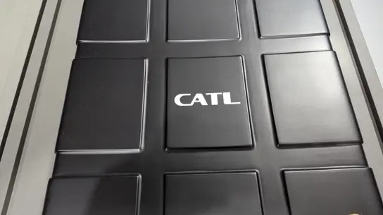 Китайский гигант CATL готов помочь Европе построить свою индустрию батарей