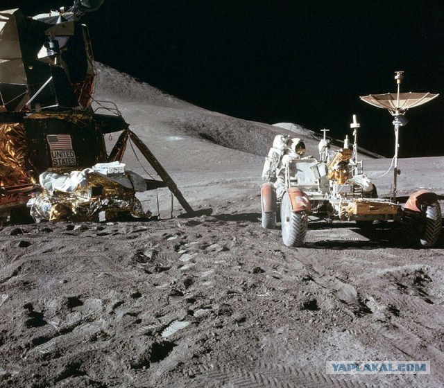 С днем автомобилиста и немного о Луне