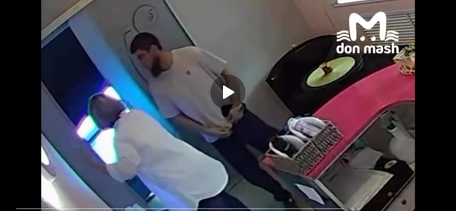 И не дорого потеребонькал, уважаемый семьянин.