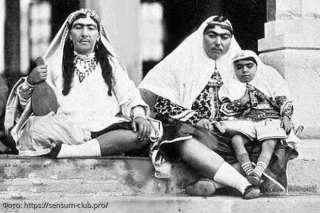 Свет мой, зеркальце, скажи, да всю правду доложи...