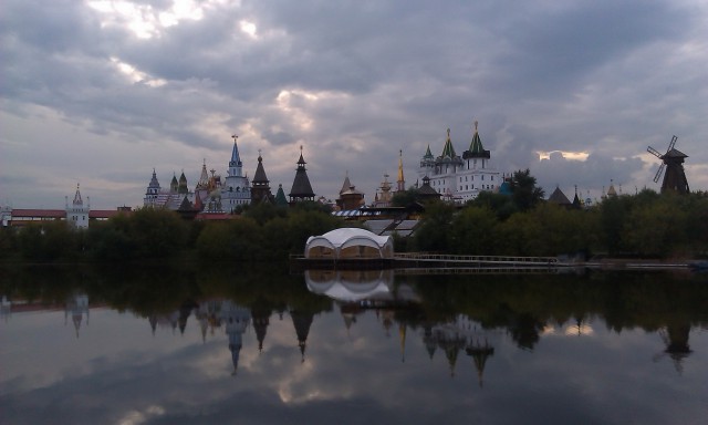 Мобильный телефон vs зеркальный фотоаппарат