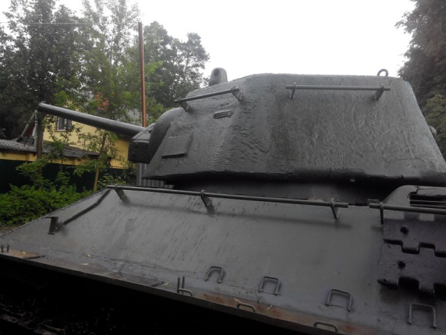 Восстановление танка Т-34. На даче