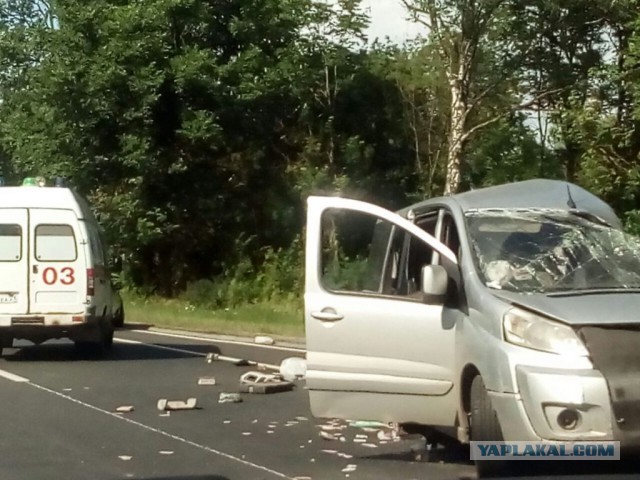 Серьезная авария в Чувашии с пассажирским автобусом и самосвалом