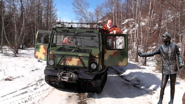 Фотожаба: Памятник Грете Тунберг