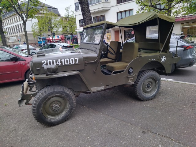 1948 Willys Jeepster. Автопятница №39.
