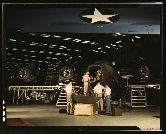 Фотографии США: 20 век, начало 40-х. Авиационная промышленность