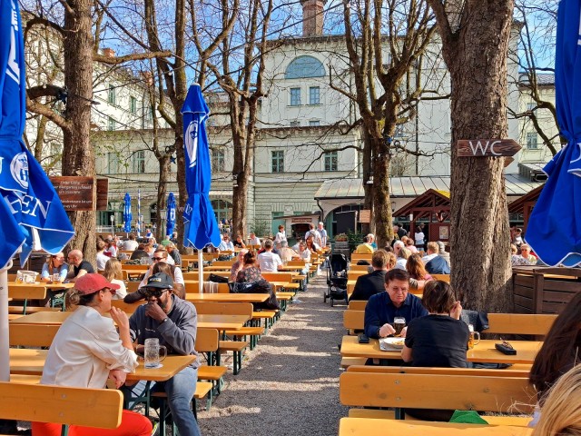 Баварский пивной сад. "Der Biergarten"