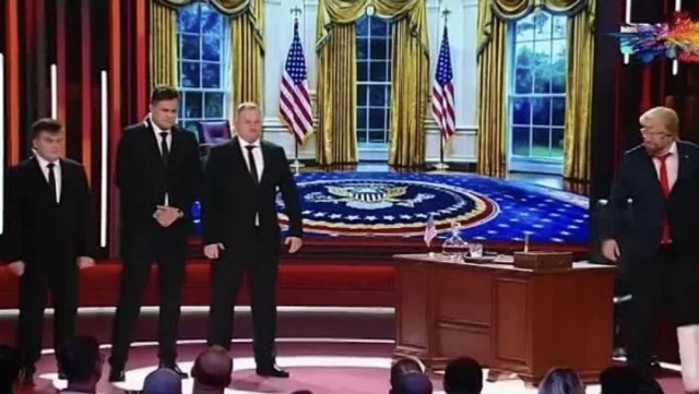 Давно так не ржал, охрана Вэнса круче чем у Трампа