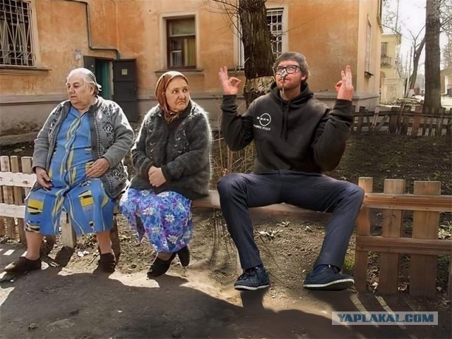 Фотожаба: Заклинатель ложек